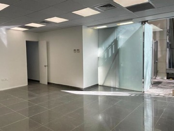 Arriendo Mensual / Local Comercial / Providencia