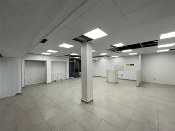 Arriendo Mensual / Local Comercial / Providencia