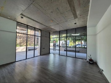 Arriendo Mensual / Local Comercial / Providencia