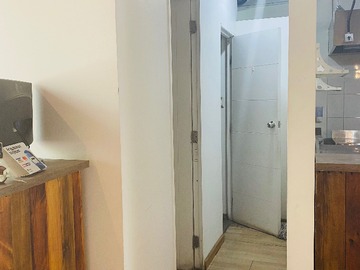 Arriendo Mensual / Local Comercial / Providencia