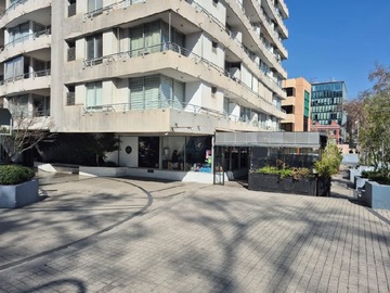 Arriendo Mensual / Local Comercial / Providencia