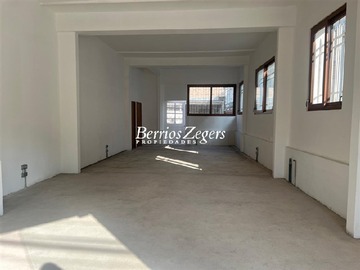 Arriendo Mensual / Local Comercial / Providencia