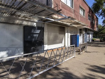 Arriendo Mensual / Local Comercial / Providencia