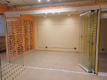 Arriendo Mensual / Local Comercial / Providencia