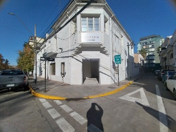 Arriendo Mensual / Local Comercial / Providencia