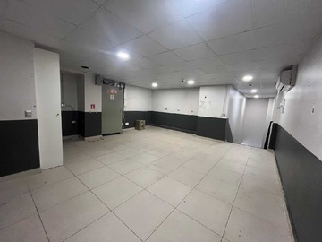 Arriendo Mensual / Local Comercial / Providencia