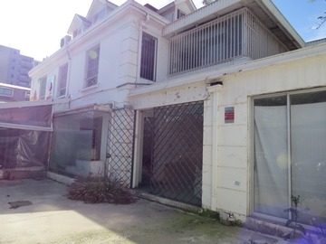 Arriendo Mensual / Local Comercial / Providencia