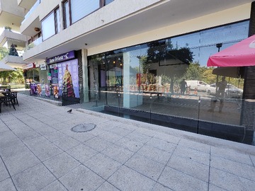 Arriendo Mensual / Local Comercial / Providencia