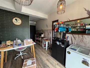 Arriendo Mensual / Local Comercial / Pucón