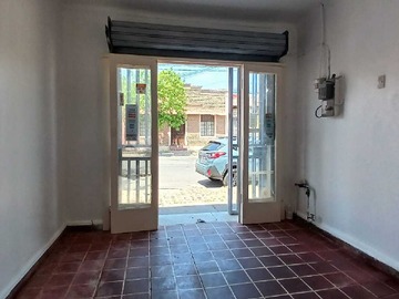 Arriendo Mensual / Local Comercial / Recoleta