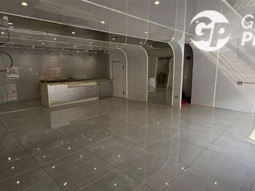 Arriendo Mensual / Local Comercial / Recoleta