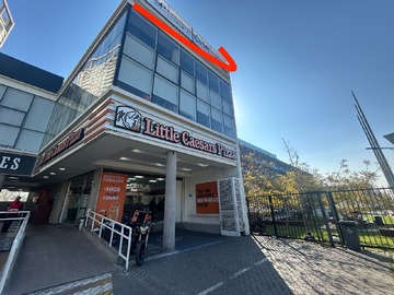 Arriendo Mensual / Local Comercial / San Joaquín