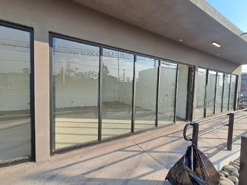 Arriendo Mensual / Local Comercial / San Joaquín