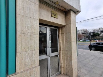 Arriendo Mensual / Local Comercial / San Miguel