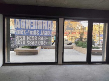 Arriendo Mensual / Local Comercial / Santiago