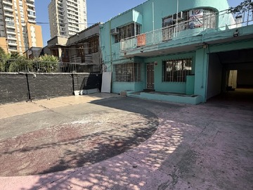 Arriendo Mensual / Local Comercial / Santiago