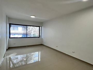 Arriendo Mensual / Local Comercial / Santiago