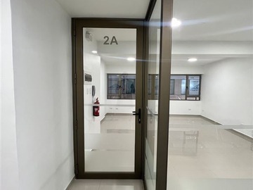 Arriendo Mensual / Local Comercial / Santiago