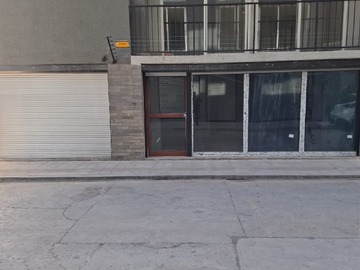 Arriendo Mensual / Local Comercial / Santiago