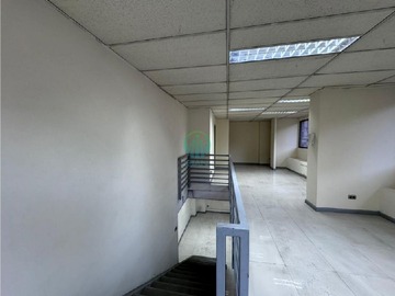 Arriendo Mensual / Local Comercial / Santiago