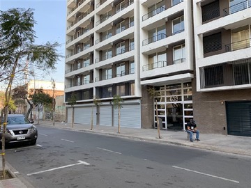 Arriendo Mensual / Local Comercial / Santiago