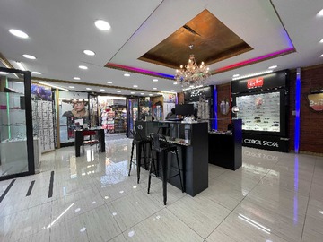 Arriendo Mensual / Local Comercial / Santiago