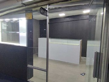 Arriendo Mensual / Local Comercial / Santiago