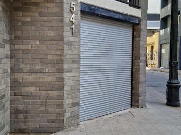 Arriendo Mensual / Local Comercial / Santiago