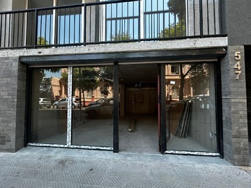 Arriendo Mensual / Local Comercial / Santiago