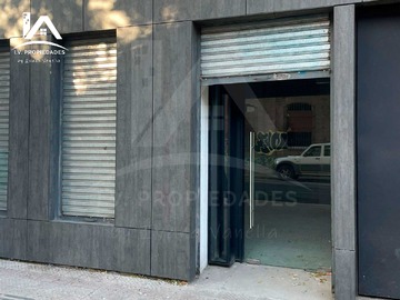 Arriendo Mensual / Local Comercial / Santiago