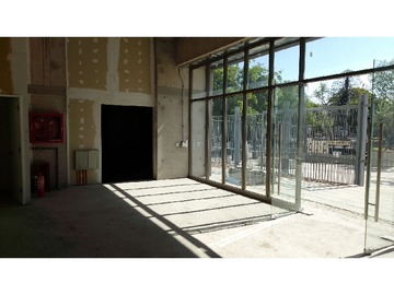 Arriendo Mensual / Local Comercial / Santiago