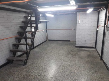 Arriendo Mensual / Local Comercial / Santiago