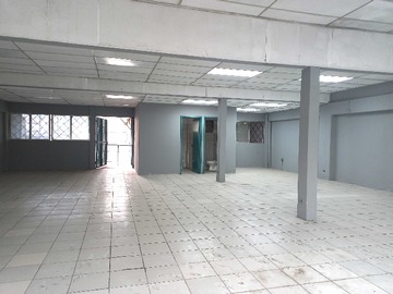 Arriendo Mensual / Local Comercial / Santiago