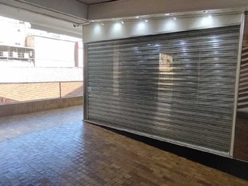 Arriendo Mensual / Local Comercial / Santiago