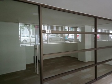 Arriendo Mensual / Local Comercial / Santiago