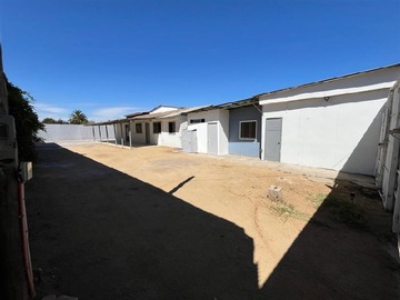 Arriendo Mensual / Local Comercial / Talagante