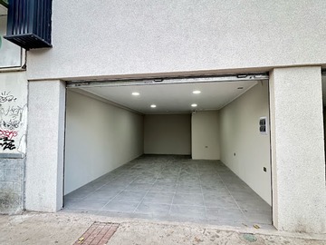 Arriendo Mensual / Local Comercial / Victoria