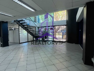 Arriendo Mensual / Local Comercial / Viña del Mar