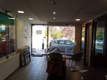 Arriendo Mensual / Local Comercial / Vitacura