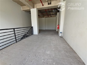 Arriendo Mensual / Local Comercial / Vitacura