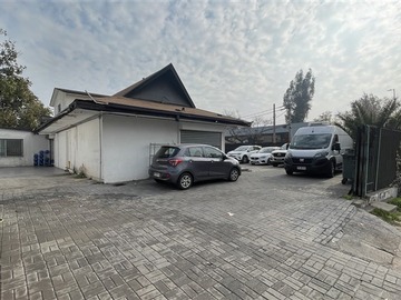 Arriendo Mensual / Local Comercial / Vitacura