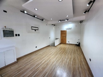 Arriendo Mensual / Local Comercial / Vitacura