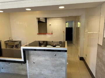 Arriendo Mensual / Local Comercial / Vitacura