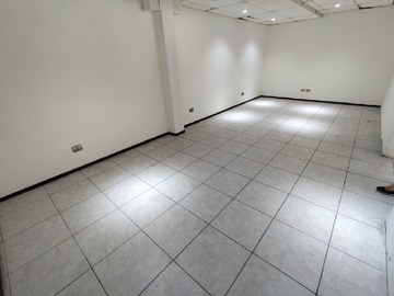 Arriendo Mensual / Local Comercial / Vitacura