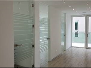 Arriendo Mensual / Oficina / Colina