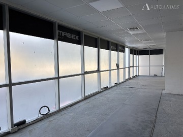 Arriendo Mensual / Oficina / Huechuraba