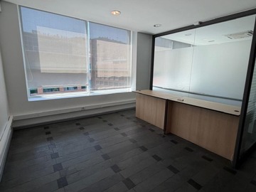 Arriendo Mensual / Oficina / Huechuraba