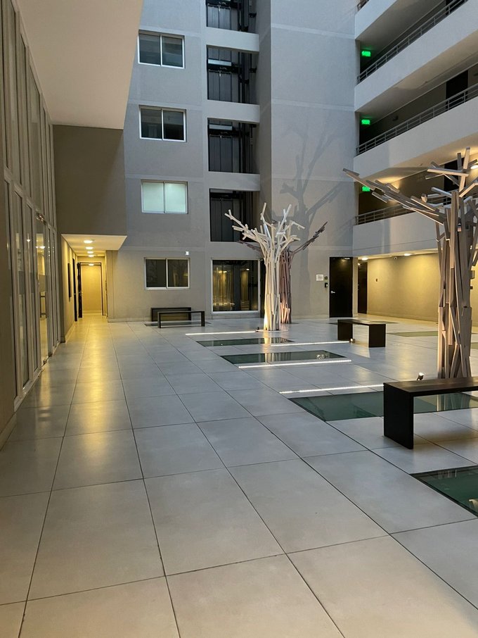 Hall de acceso oficinas