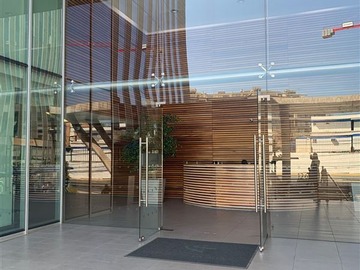 Arriendo Mensual / Oficina / Lo Barnechea