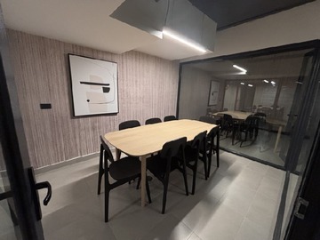 Arriendo Mensual / Oficina / Providencia